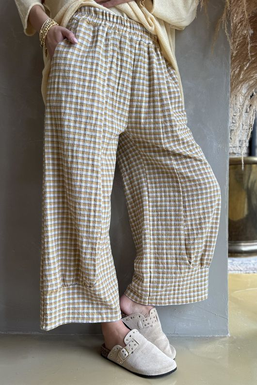 Annie Gingham Quirky 7/8 Pant Mustard